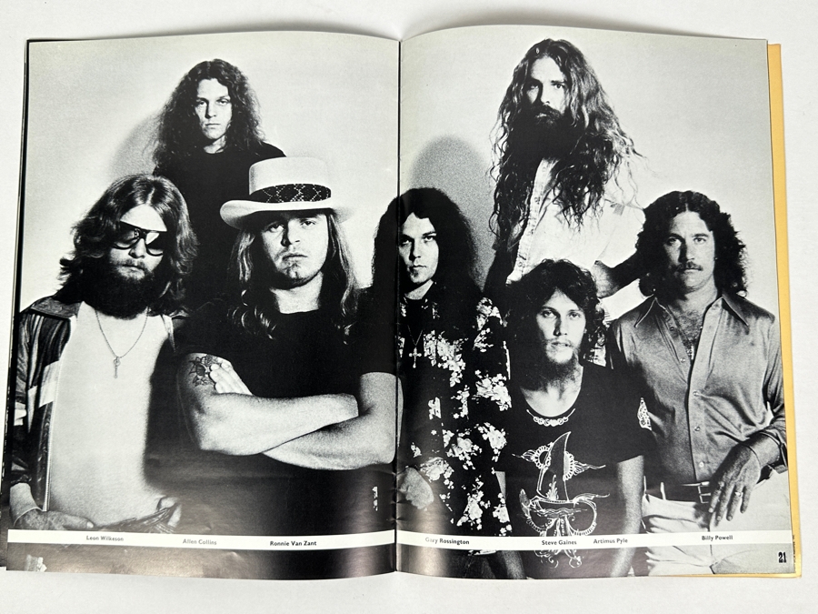 JUST ADDED - Vintage Lynyrd Skynyrd Official Concert Tour Program 9 X 12.5 [Photo 8]