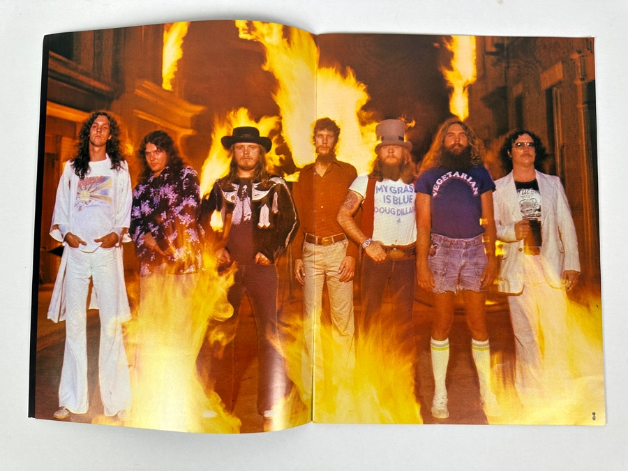 JUST ADDED - Vintage Lynyrd Skynyrd Official Concert Tour Program 9 X 12.5 [Photo 3]