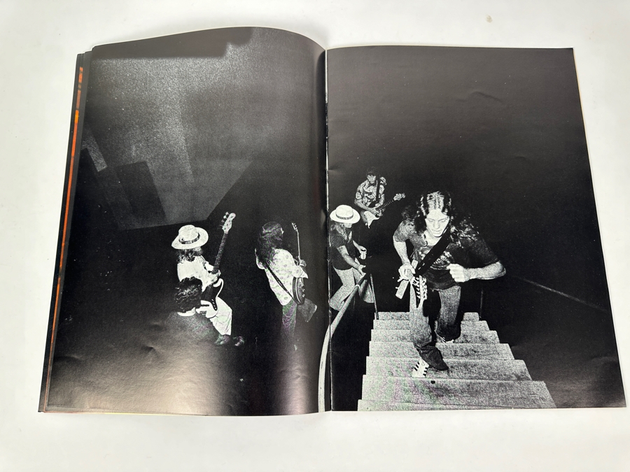 JUST ADDED - Vintage Lynyrd Skynyrd Official Concert Tour Program 9 X 12.5 [Photo 4]