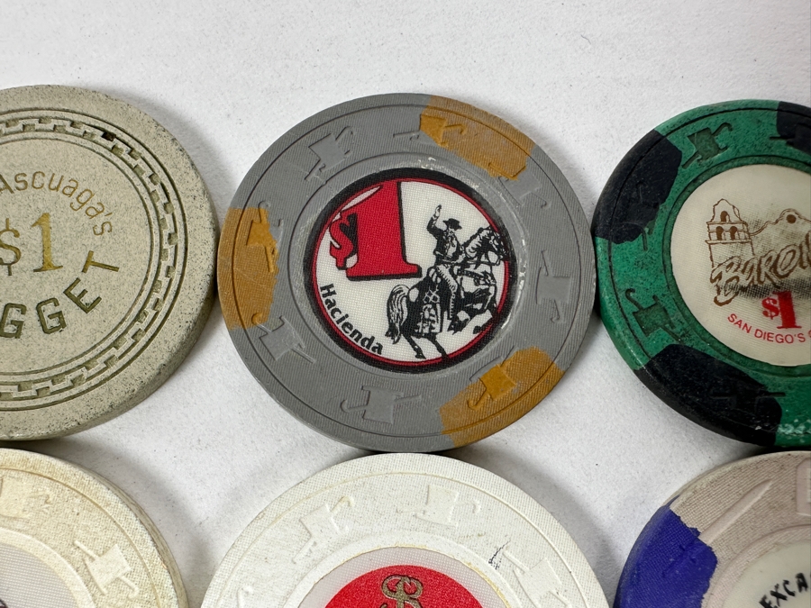 Vintage $1 Casino Chips Mainly From Las Vegas: Bally's, Sahara, Excalibur, Treasure Island, Barbary Coast, Stardust, Hilton Las Vegas, Aladdin [Photo 11]