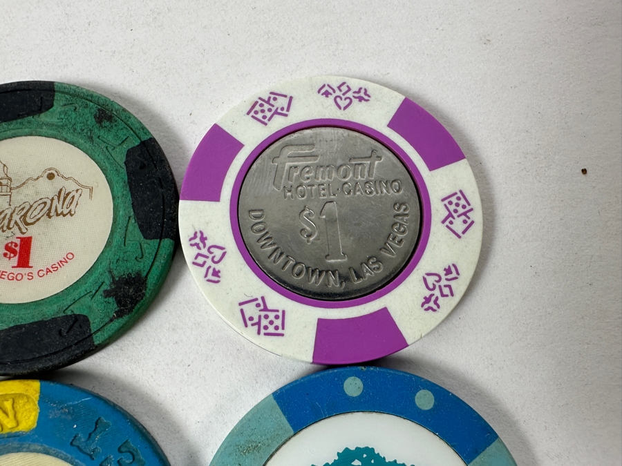 Vintage $1 Casino Chips Mainly From Las Vegas: Queens, Mirage, Circus Circus, Fremont, Tropicana, Caesars Palace, Golden Nugget, Luxor, Stardust, John Ascuaga's Nugget, Bally's, Hilton Las Vegas [Photo 4]
