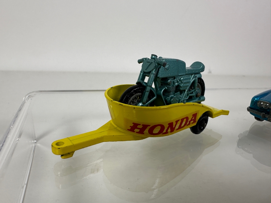 Collection Of Vintage Matchbox Series Lesney Cars: No. 69 Rolls Royce Silver Shadow Coupe 1969, NO. 38 Honda Motorcycle & Trailer And No. 9 Trailer & Boat [Photo 4]