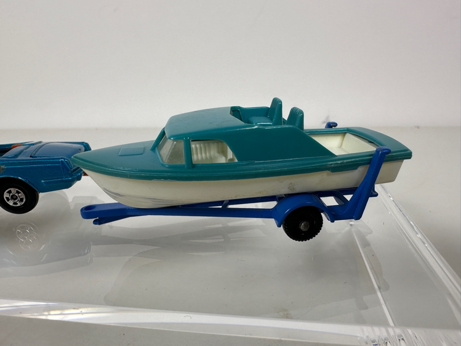 Collection Of Vintage Matchbox Series Lesney Cars: No. 69 Rolls Royce Silver Shadow Coupe 1969, NO. 38 Honda Motorcycle & Trailer And No. 9 Trailer & Boat [Photo 7]