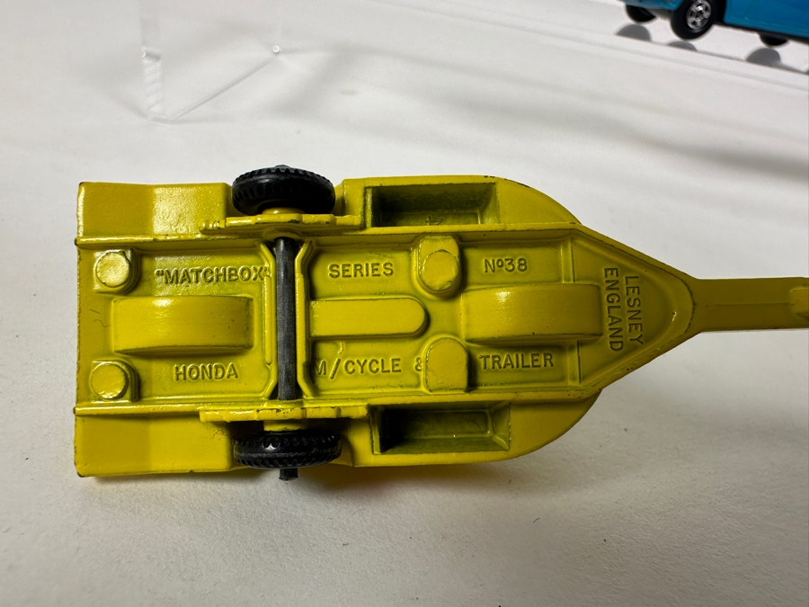 Collection Of Vintage Matchbox Series Lesney Cars: No. 69 Rolls Royce Silver Shadow Coupe 1969, NO. 38 Honda Motorcycle & Trailer And No. 9 Trailer & Boat [Photo 8]