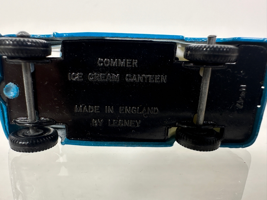 Vintage Commer Ice Cream Canteen By Lesney [Photo 6]