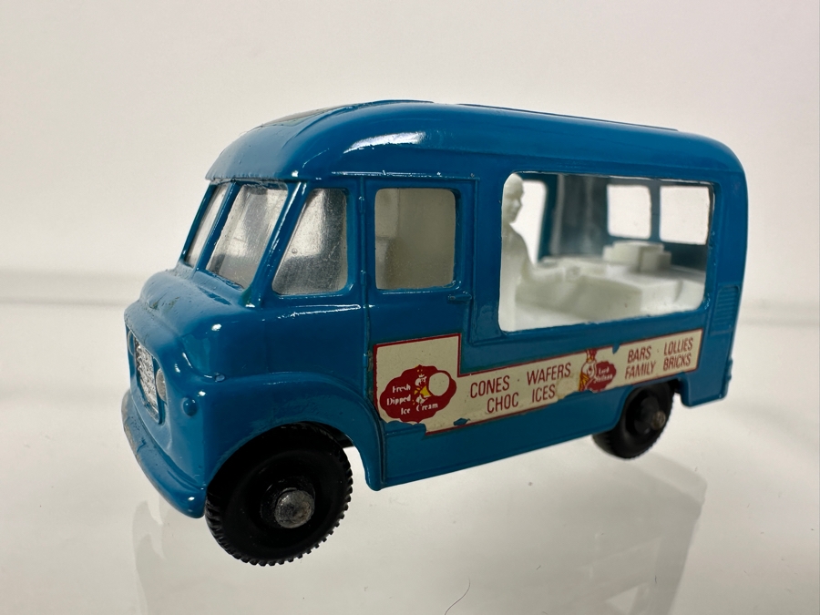 Vintage Commer Ice Cream Canteen By Lesney [Photo 3]