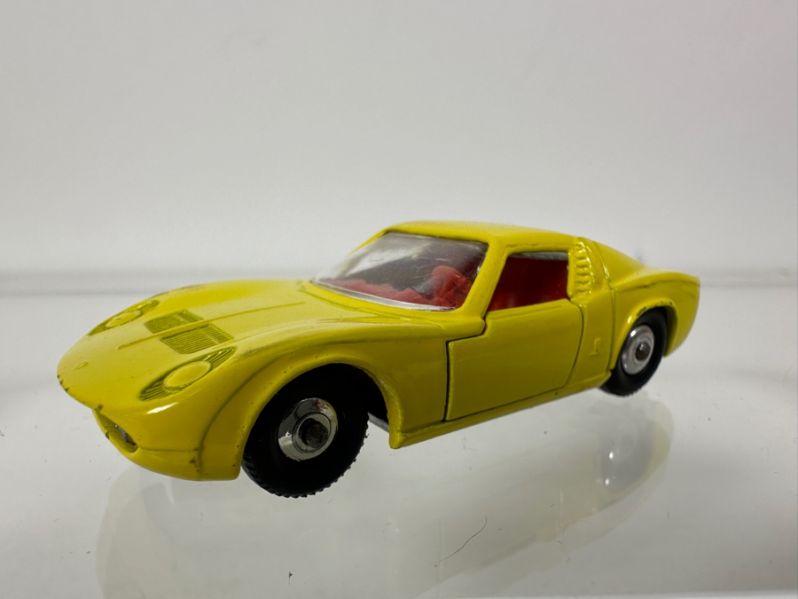 Vintage Matchbox Series No. 33 Lamborghini Miura Car By Lesney