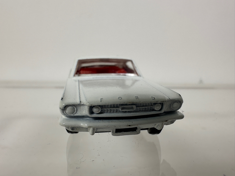 Vintage Matchbox Series No. 8 Mustang By Lesney Car [Photo 3]