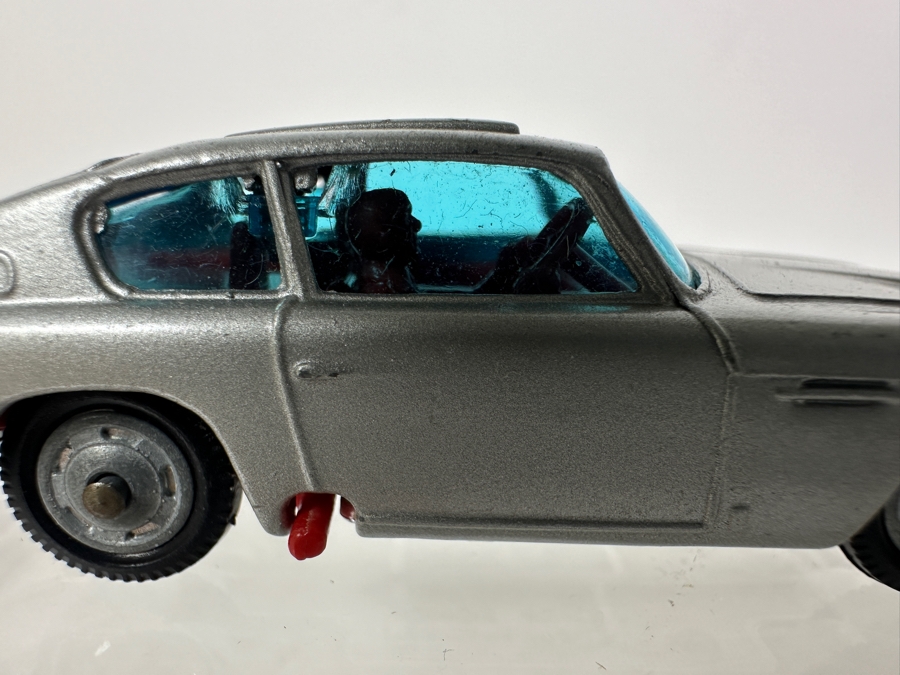 Vintage HUSKY Corgi James Bond Aston Martin Car [Photo 2]