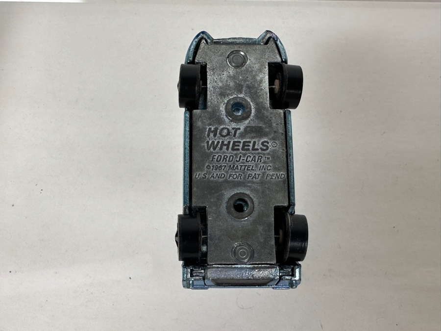 Vintage 1967 Mattel Hot Wheels Redline Ford J-Car Car [Photo 9]
