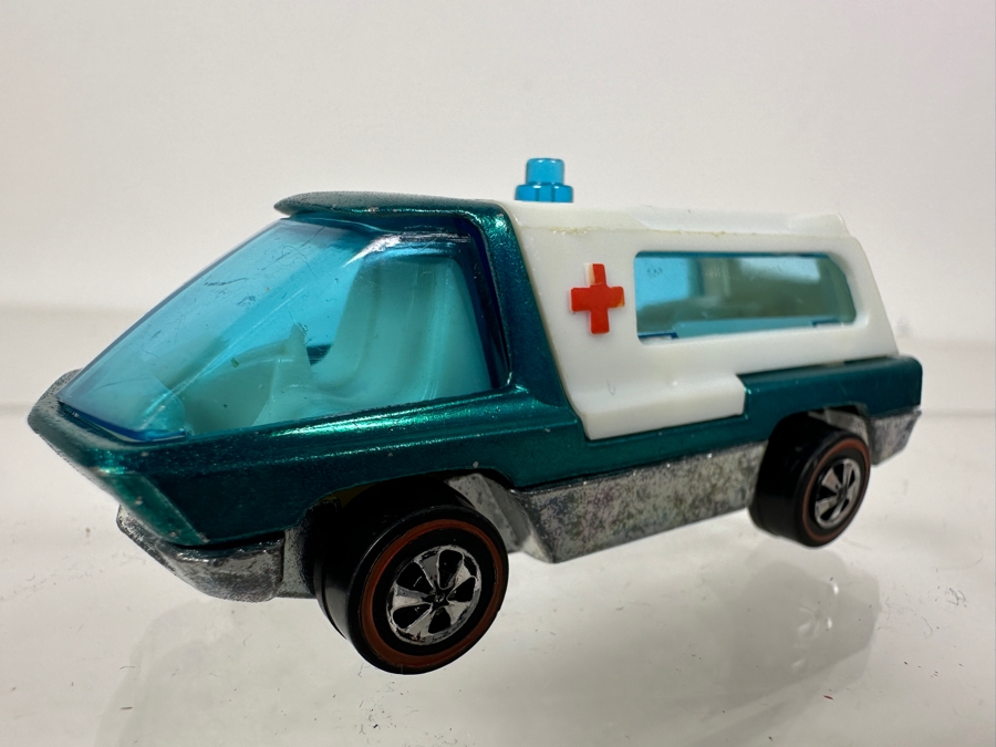 Vintage 1969 Mattel Hot Wheels Redline The Heavyweights Ambulance Car [Photo 3]