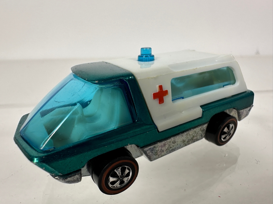 Vintage 1969 Mattel Hot Wheels Redline The Heavyweights Ambulance Car [Photo 4]