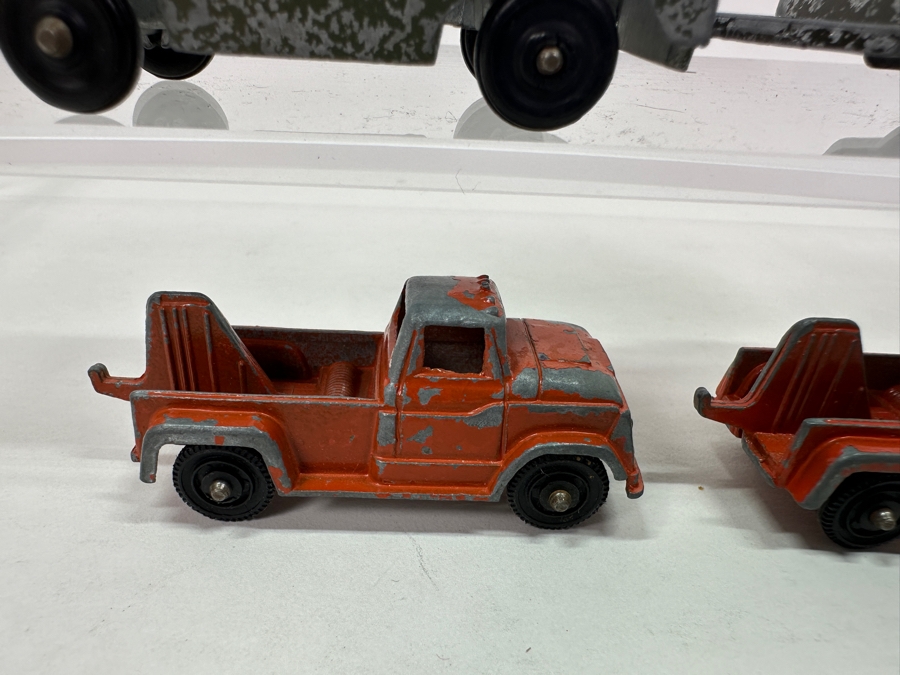 Vintage Midgetoy U.S. Army Troop Carrier With Trailer And Pair Of TootsieToy Wrecker Tow Trucks [Photo 2]