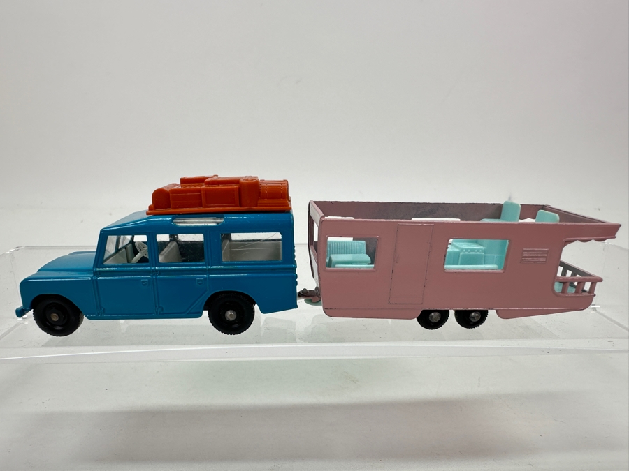 Vintage Matchbox Series By Lesney No. 12 Land Rover Safari Plus No. 23 Trailer Caravan [Photo 3]