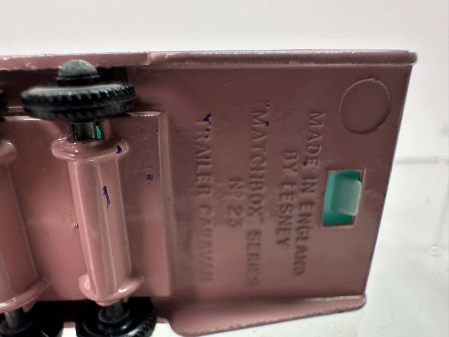 Vintage Matchbox Series By Lesney No. 12 Land Rover Safari Plus No. 23 Trailer Caravan [Photo 8]