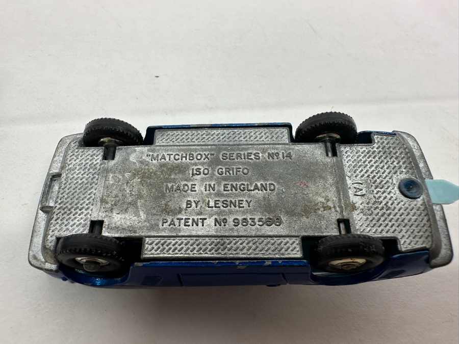 Vintage Matchbox Series By Lesney: No. 73 F1 Ferrari, No. 43 Pony Trailer, No. 35 Horse Box MK7, No. 14 ISO GRIFO, No. 64 Superfast MG 1100 Plus Budgie Toys #8 Volkswagen Sedan [Photo 12]