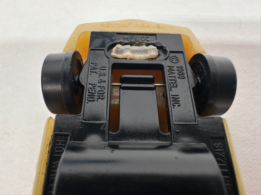 Vintage 1969 Mattel Hot Wheels Sizzlers (Purple Car Is Just The Top Shell - No Body) - Untested - Sold As Is [Photo 6]