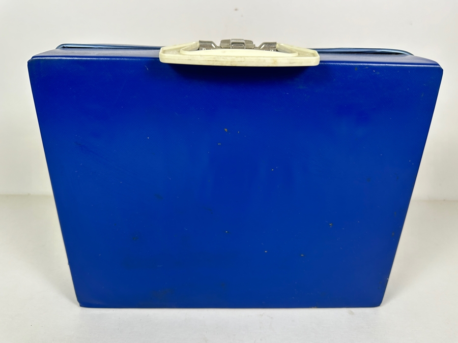 Vintage 1968 Official Matchbox Series Collector's Case 13W X 10H X 3D [Photo 3]