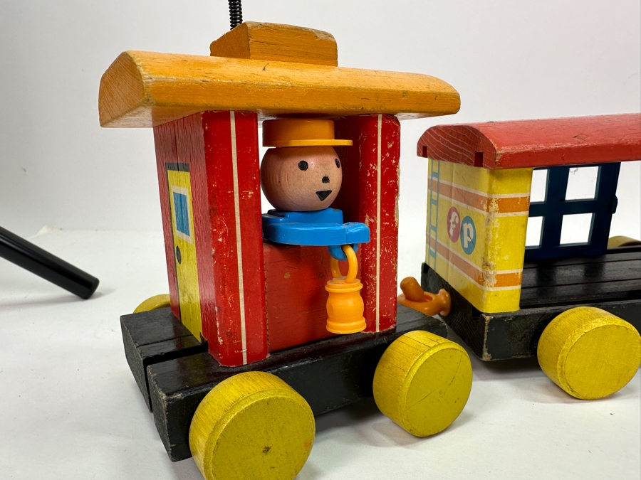 Vintage 1960s Fisher Price Toys Wooden Huffy Puffy Pull Train Set 26.5L [Photo 4]
