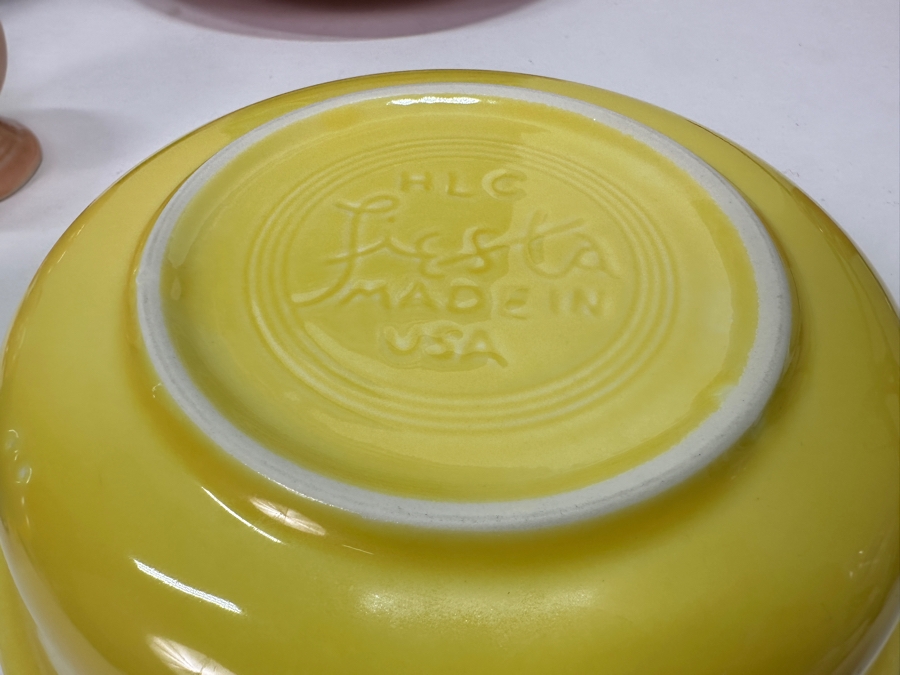 Fiesta Fiestaware - Large Set Of Colorful Cups & Saucers, Bowls, Plates And Salt & Pepper Shakers 42 Pieces [Photo 14]