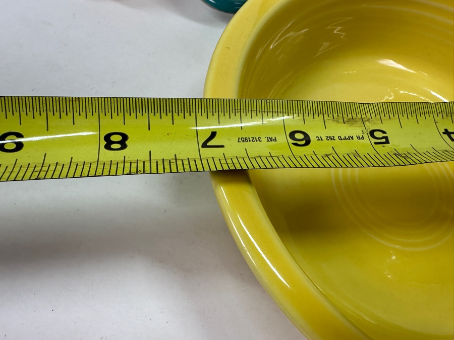 Fiesta Fiestaware - Large Set Of Colorful Cups & Saucers, Bowls, Plates And Salt & Pepper Shakers 42 Pieces [Photo 16]