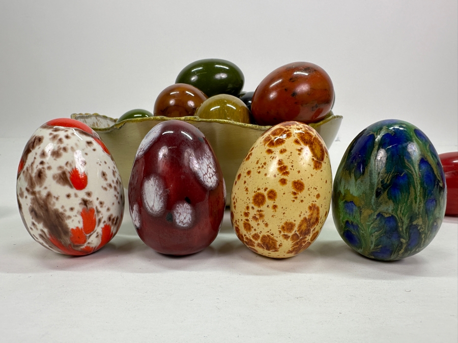 Bowl Of Various Mid-Century Ceramic Eggs And Stone Eggs [Photo 7]