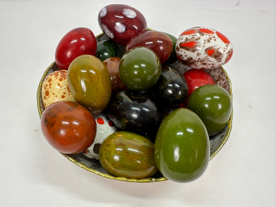 Bowl Of Various Mid-Century Ceramic Eggs And Stone Eggs [Photo 2]