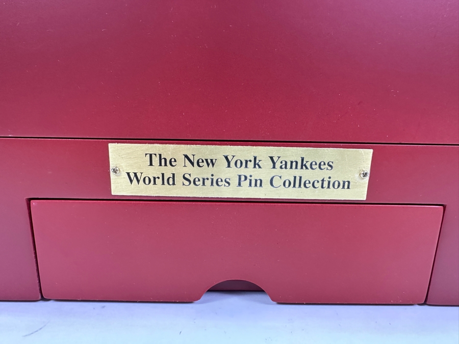 Pin Collection Box - The New York Yankees World Series Pin Collection (Empty - No Pins) 10'W X 10'D X 5.5'H [Photo 8]