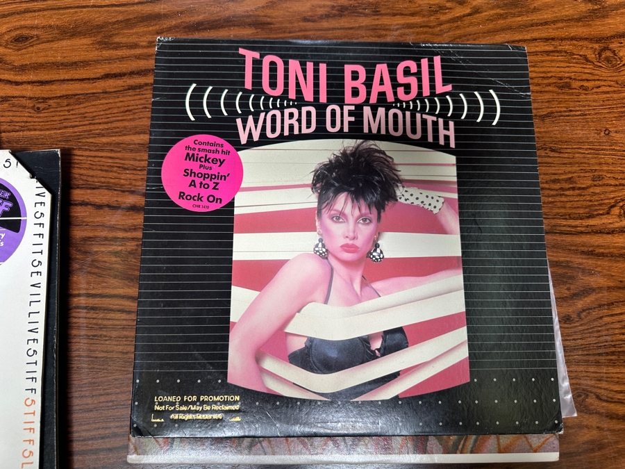 JUST ADDED - 12 Vintage Vinyl Records With Promo Copies - See Photos [Photo 12]