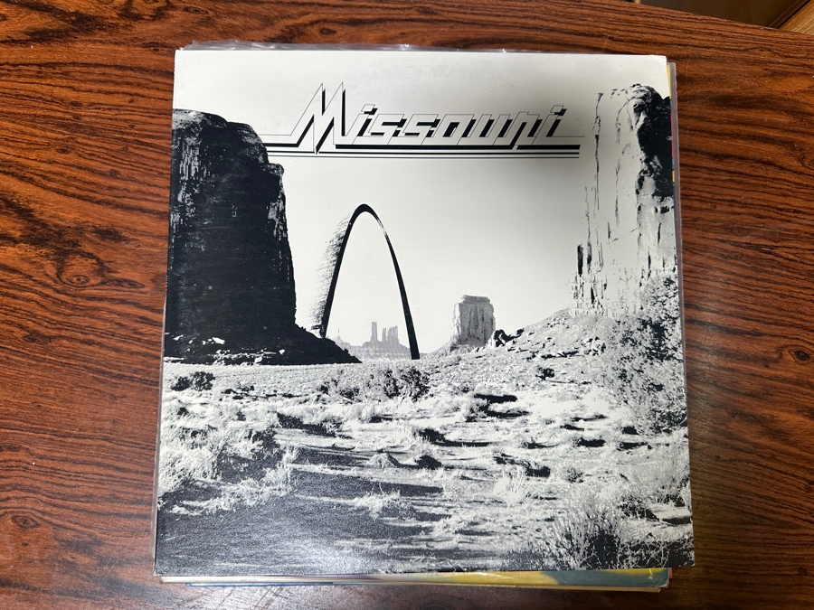 JUST ADDED - 12 Vintage Vinyl Records With Promo Copies - See Photos [Photo 2]