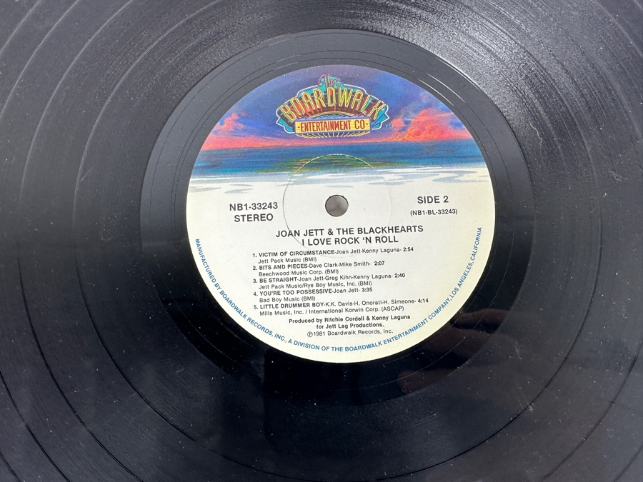 Joan Jett & The Blackhearts - I Love Rock 'N Roll Boardwalk Records NB1-33243 1981 Vinyl Record [Photo 7]
