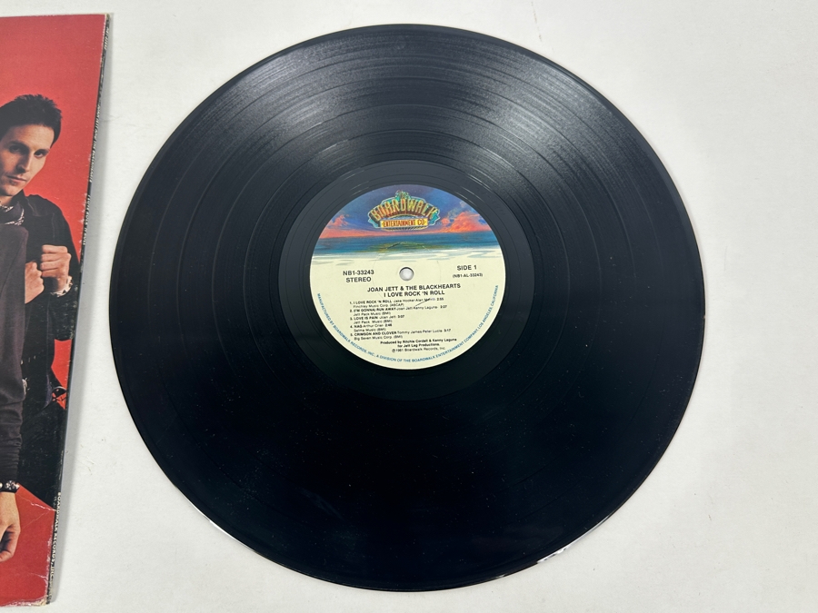Joan Jett & The Blackhearts - I Love Rock 'N Roll Boardwalk Records NB1-33243 1981 Vinyl Record [Photo 4]