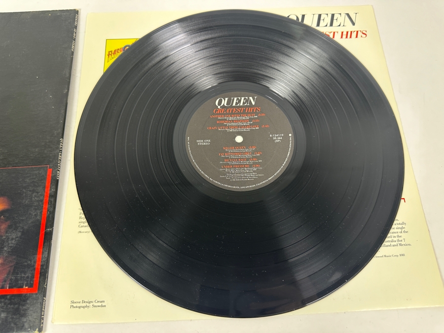 Queen - Greatest Hits Elektra Records R-134119 1981 Vinyl Record [Photo 4]