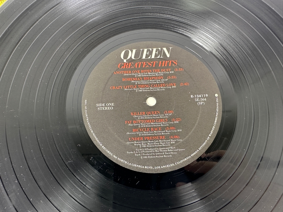 Queen - Greatest Hits Elektra Records R-134119 1981 Vinyl Record [Photo 5]