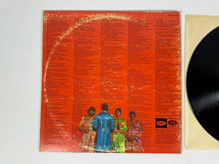 The Beatles - Sgt. Pepper's Lonely Hearts Club Band Capitol Records SMAS-2653 Gatefold Vinyl Record [Photo 6]