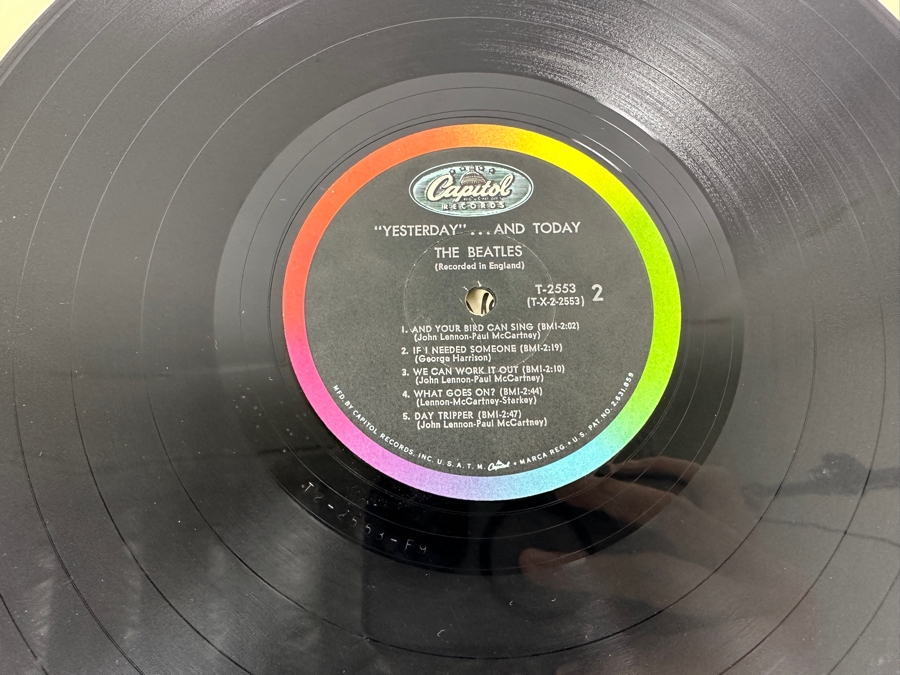 The Beatles - 'Yesterday'... And Today Capitol Records T-2553 Vinyl Record [Photo 7]