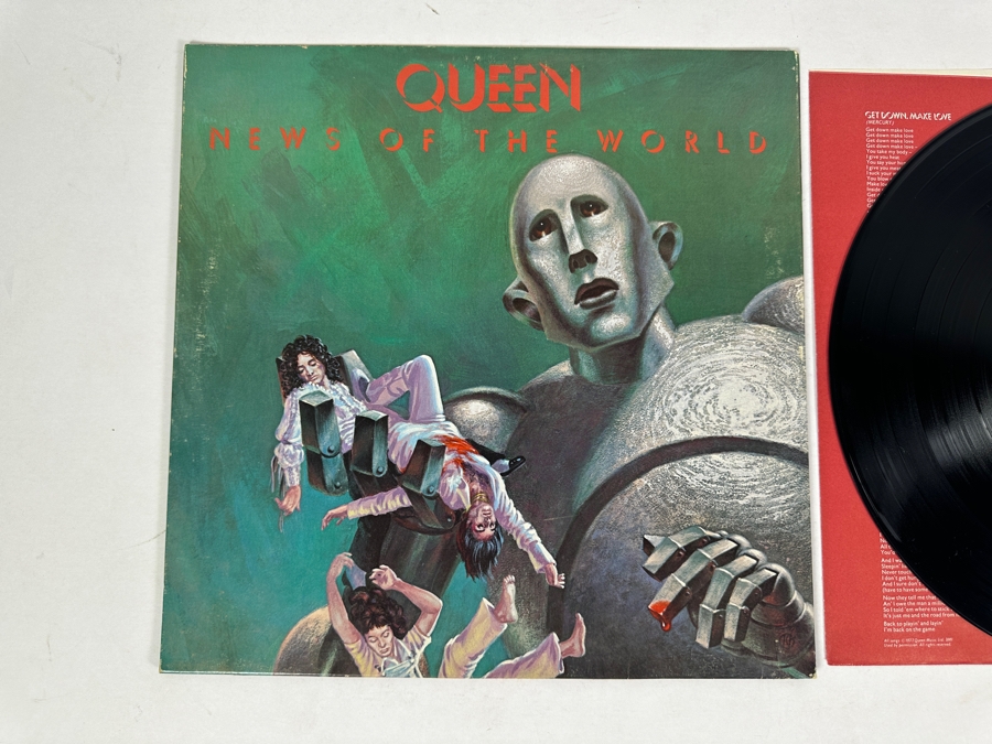Queen - News Of The World Elektra Records 6E-112 1977 Gatefold Vinyl Record [Photo 2]