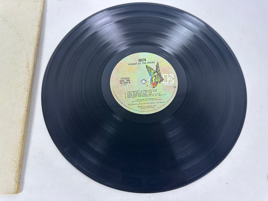 Queen - A Night At The Opera Elektra Records 7E-1053 1975 Vinyl Record [Photo 9]