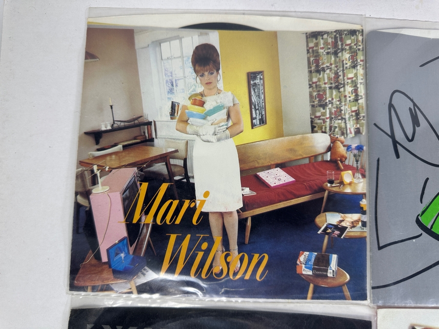 20 Early 1980s Era 45 RPM Vinyl Records Mainly Promo Copies (See Photos) [Photo 2]