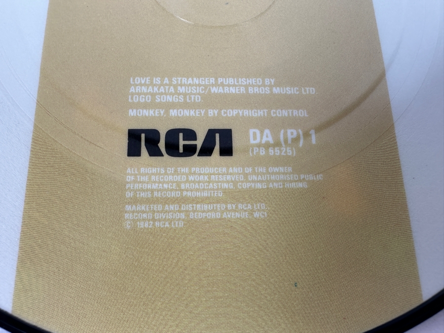 Eurythmics - Love Is A Stranger RCA Records DA (P) 1 7' 45 RPM Single Picture Disc 1982 [Photo 5]