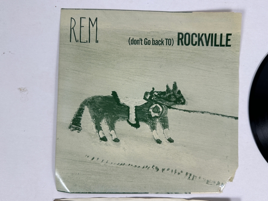 R.E.M. - Don't Go Back To Rockville IR-9931 1984 / Radio Free Europe IR-9916 45 RPM Vinyl Record 1983 [Photo 2]
