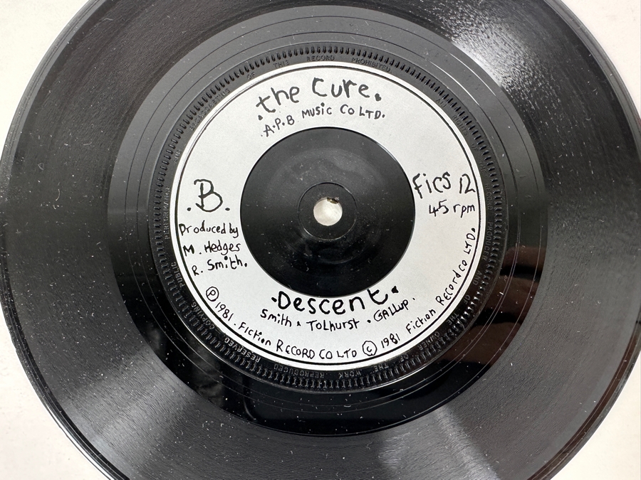 The Cure - Primary Fiction Records Fics 12 7' Single 45 RPM Vinyl Record 1981 Small Hole UK 1981 [Photo 8]