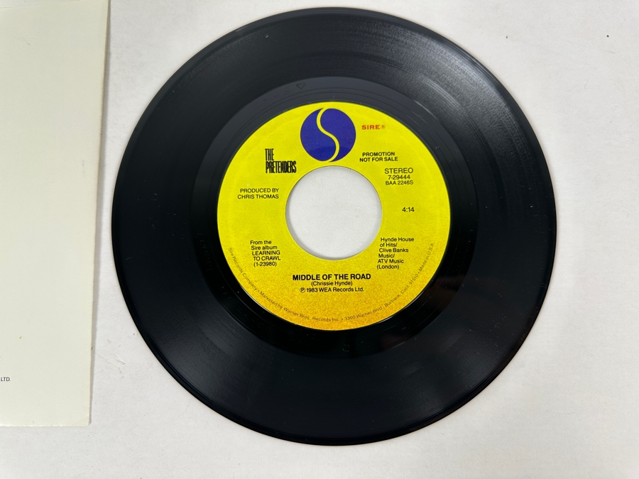 The Pretenders - Middle Of The Road Sire Records 7-29444 1983 45 RPM Vinyl Record Promo Copy [Photo 4]