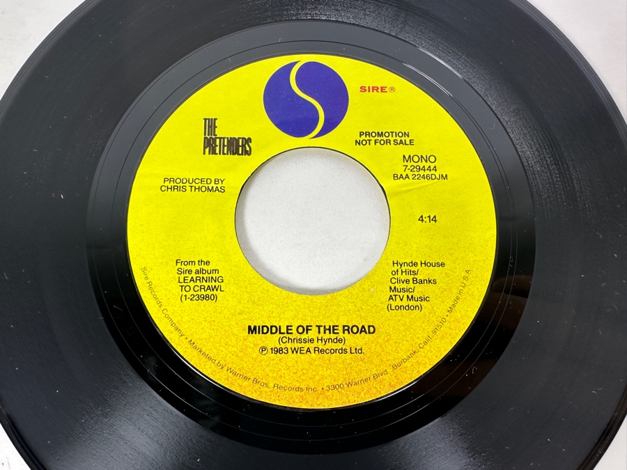 The Pretenders - Middle Of The Road Sire Records 7-29444 1983 45 RPM Vinyl Record Promo Copy [Photo 7]
