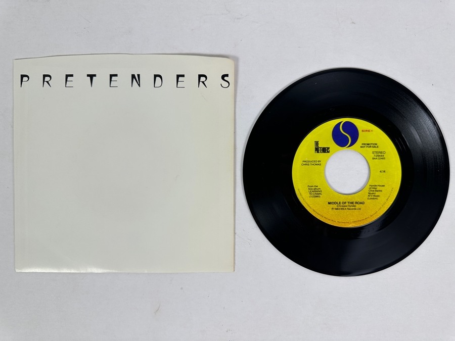 The Pretenders - Middle Of The Road Sire Records 7-29444 1983 45 RPM Vinyl Record Promo Copy [Photo 1]