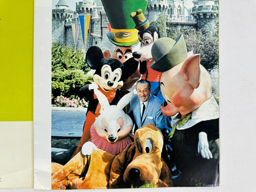 Vintage 1969 Disneyland Disney On Parade Program [Photo 5]