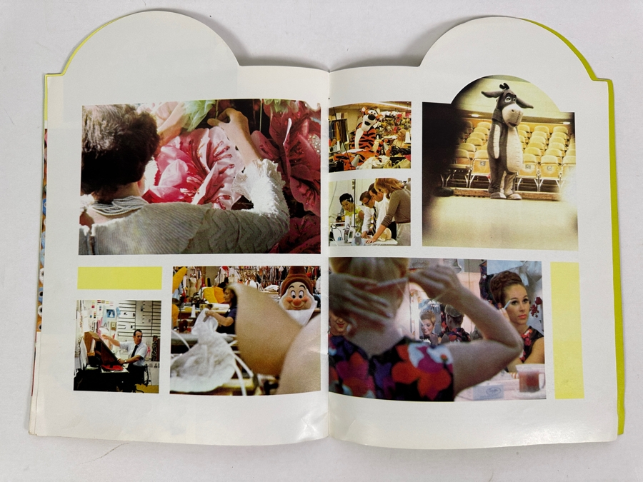 Vintage 1969 Disneyland Disney On Parade Program [Photo 16]