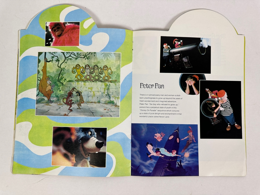 Vintage 1969 Disneyland Disney On Parade Program [Photo 13]