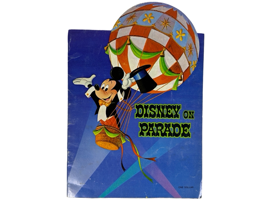 Vintage 1969 Disneyland Disney On Parade Program [Photo 2]