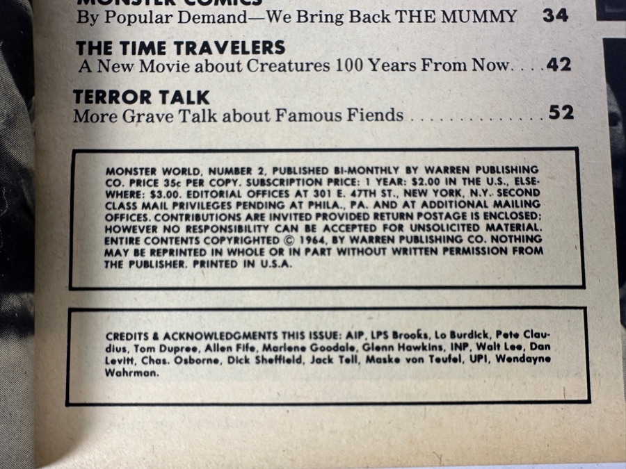 Vintage 1964 Monster World #2 The Munsters Exclusive First Photos And Vintage 1966 Monster World #9 Meet The Addams Family (Warren Magazine Comic Books) [Photo 8]